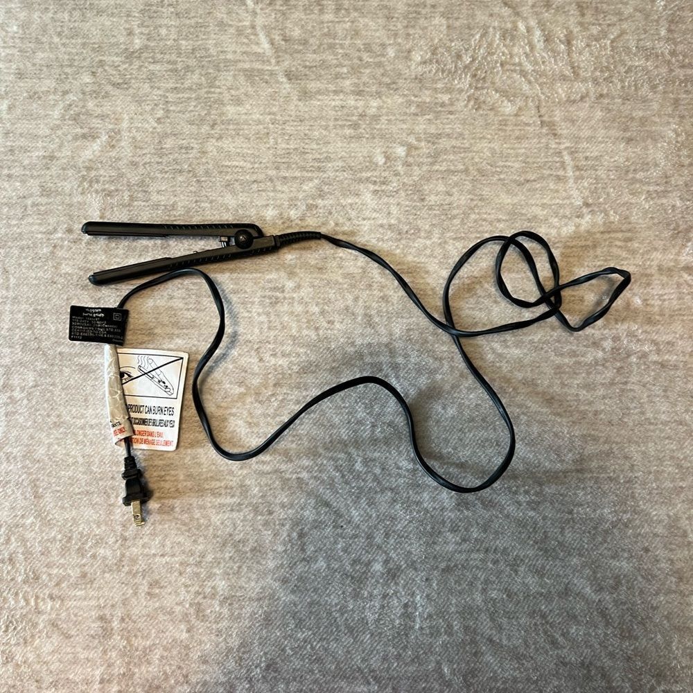 Style House Mini Straightener - Picture 5 of 7